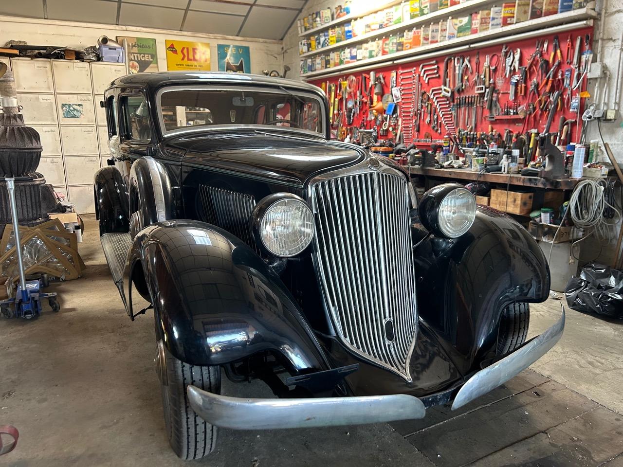 GRAHAM Blue Streak Modèle 64 Eight - 1933 LesAnciennes.com