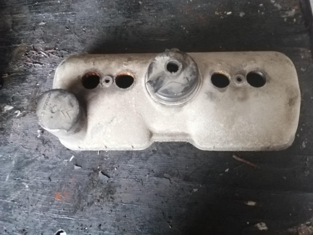 Cache CITROEN HY LesAnciennes.com