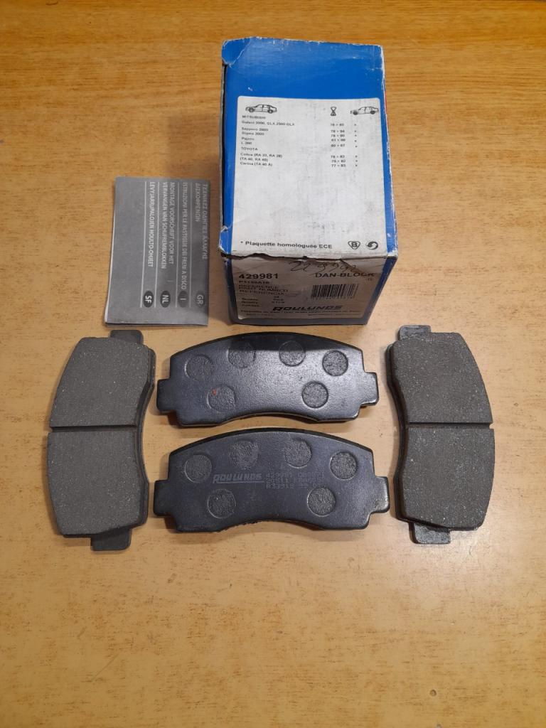 Plaquettes de Frein Avant Toyota Celica RA23 RA28 LesAnciennes.com