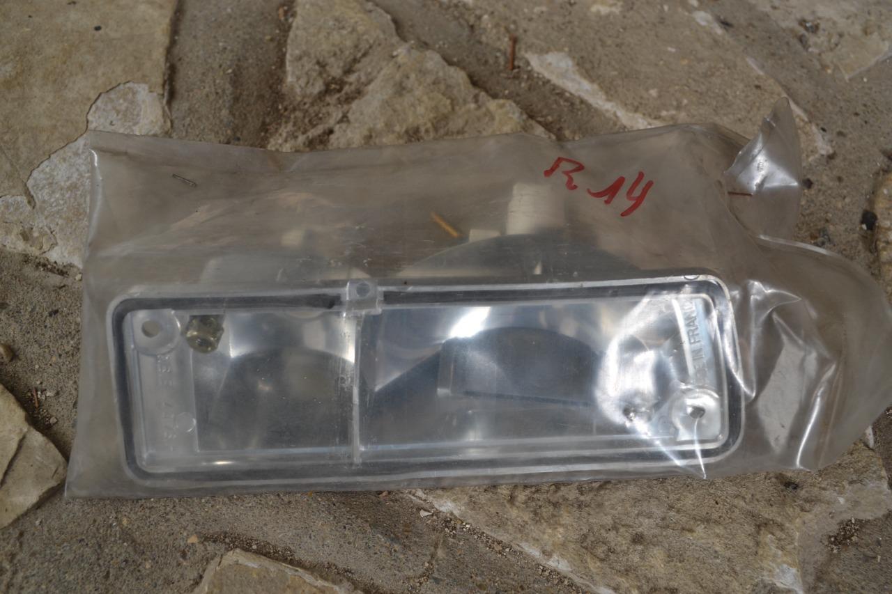 Platines RENAULT 14 (R14) LesAnciennes.com