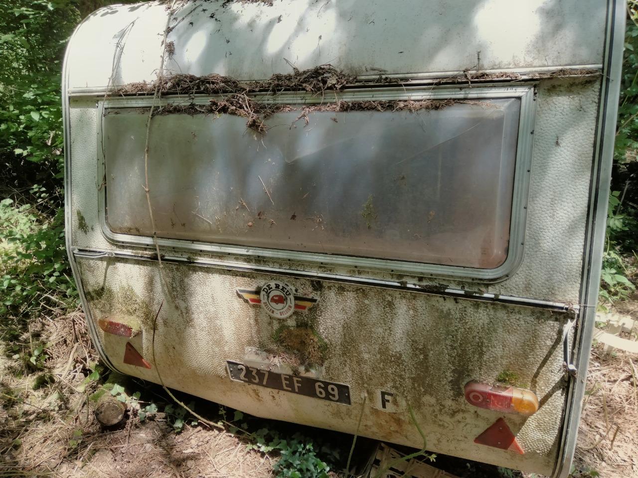 Caravane vintage belge LesAnciennes.com