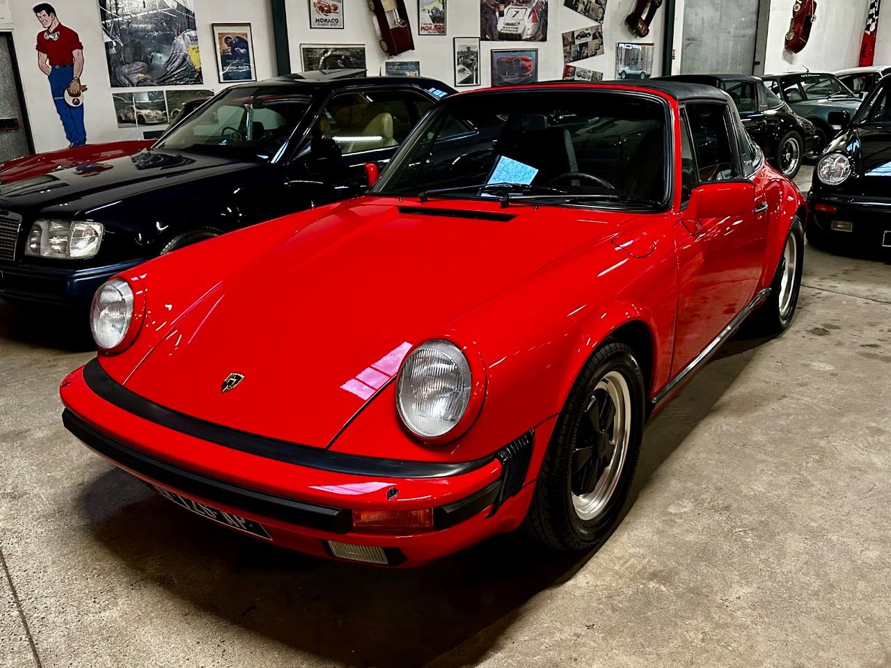 PORSCHE 911 3.2 L Targa - 1984 LesAnciennes.com