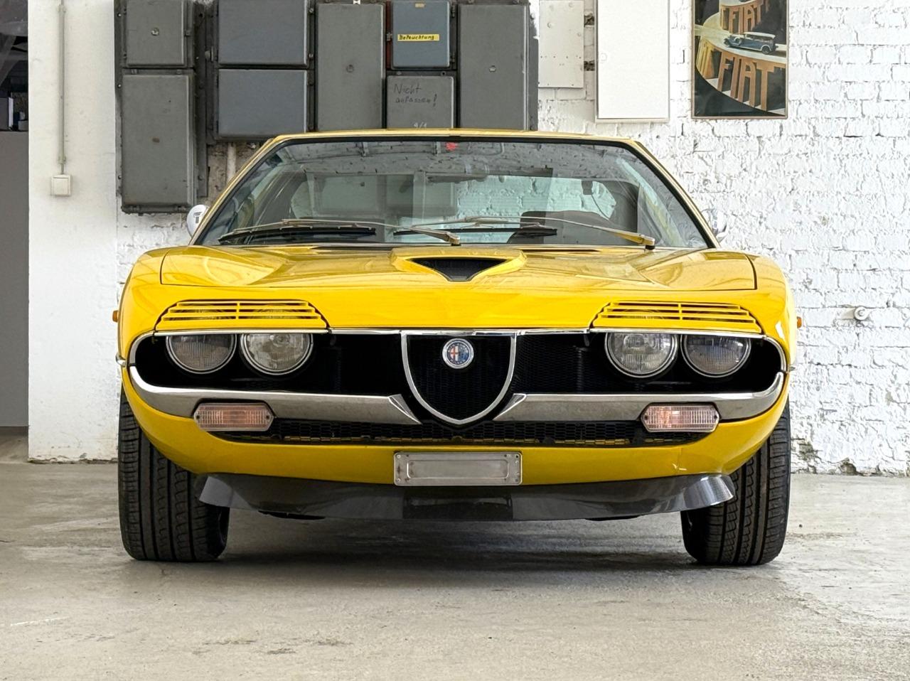 ALFA ROMEO Montreal - 1972 LesAnciennes.com