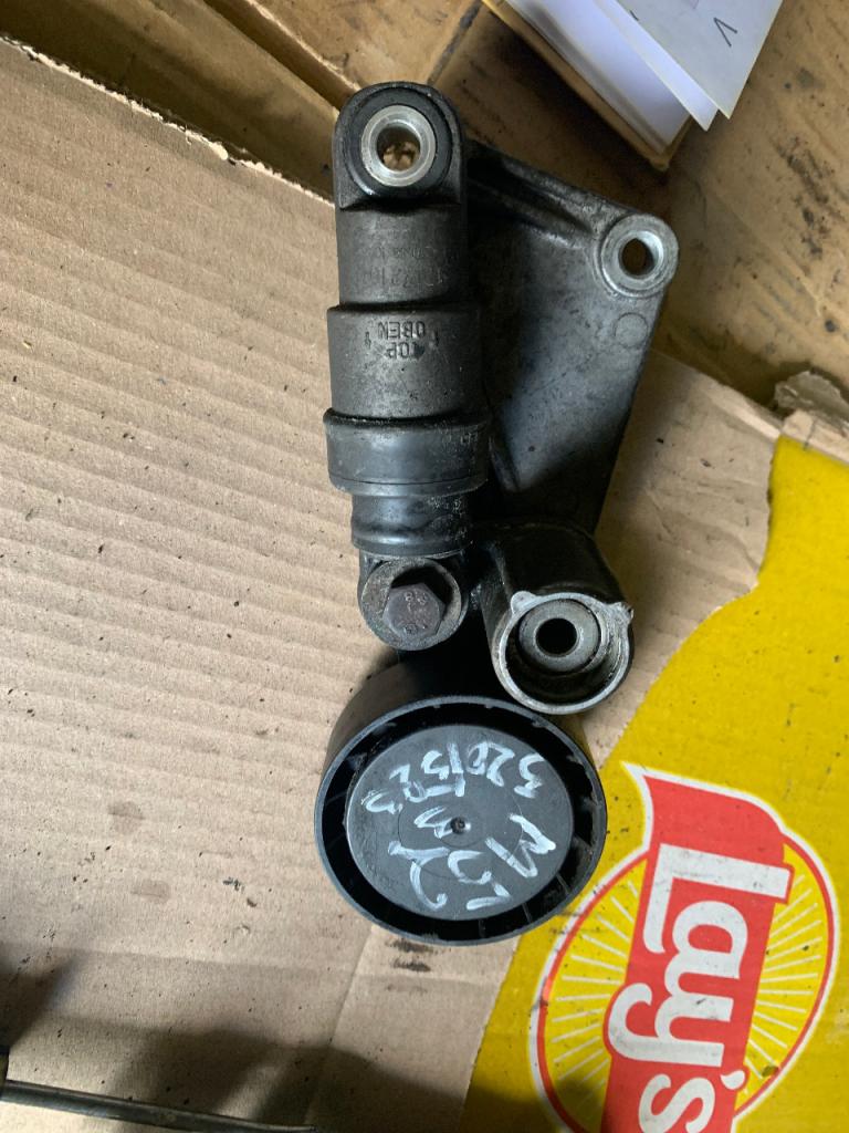 Tendeur courroie BMW E36/34/39/38/Z3 LesAnciennes.com