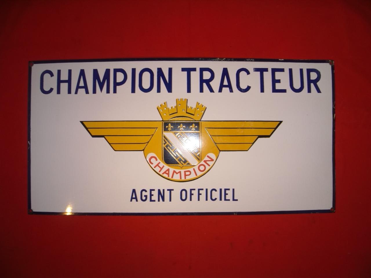 PLAQUE EMAILLEE CHAMPION TRACTEUR AGENT OFFICIEL LesAnciennes.com