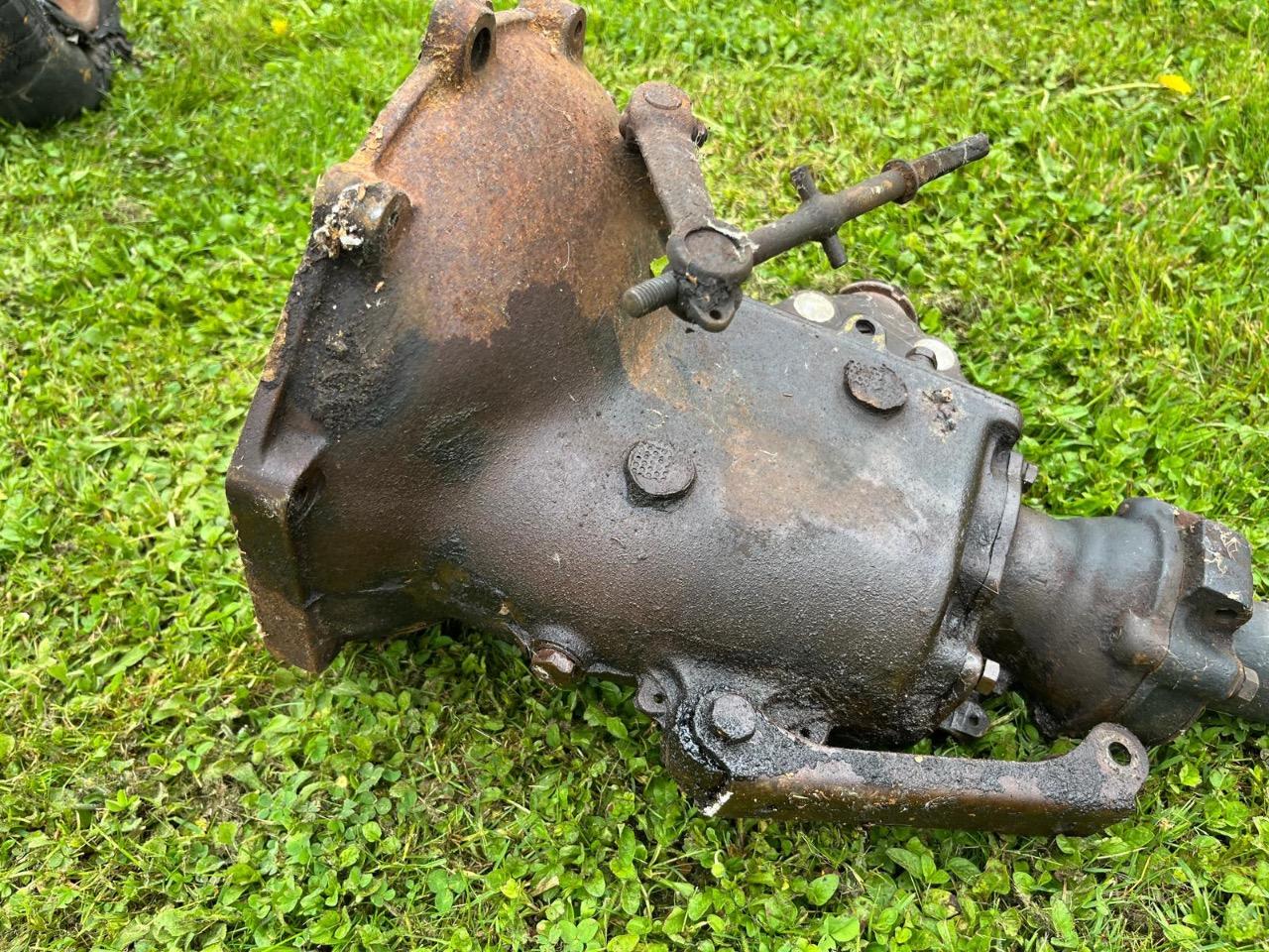 Boîte de vitesse Peugeot 202 LesAnciennes.com