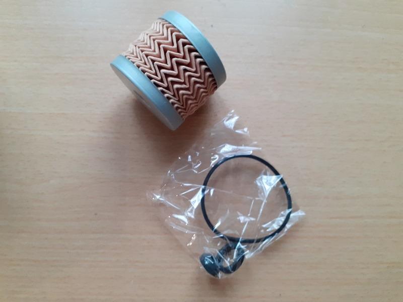 Filtre à essence PEUGEOT 504 LesAnciennes.com