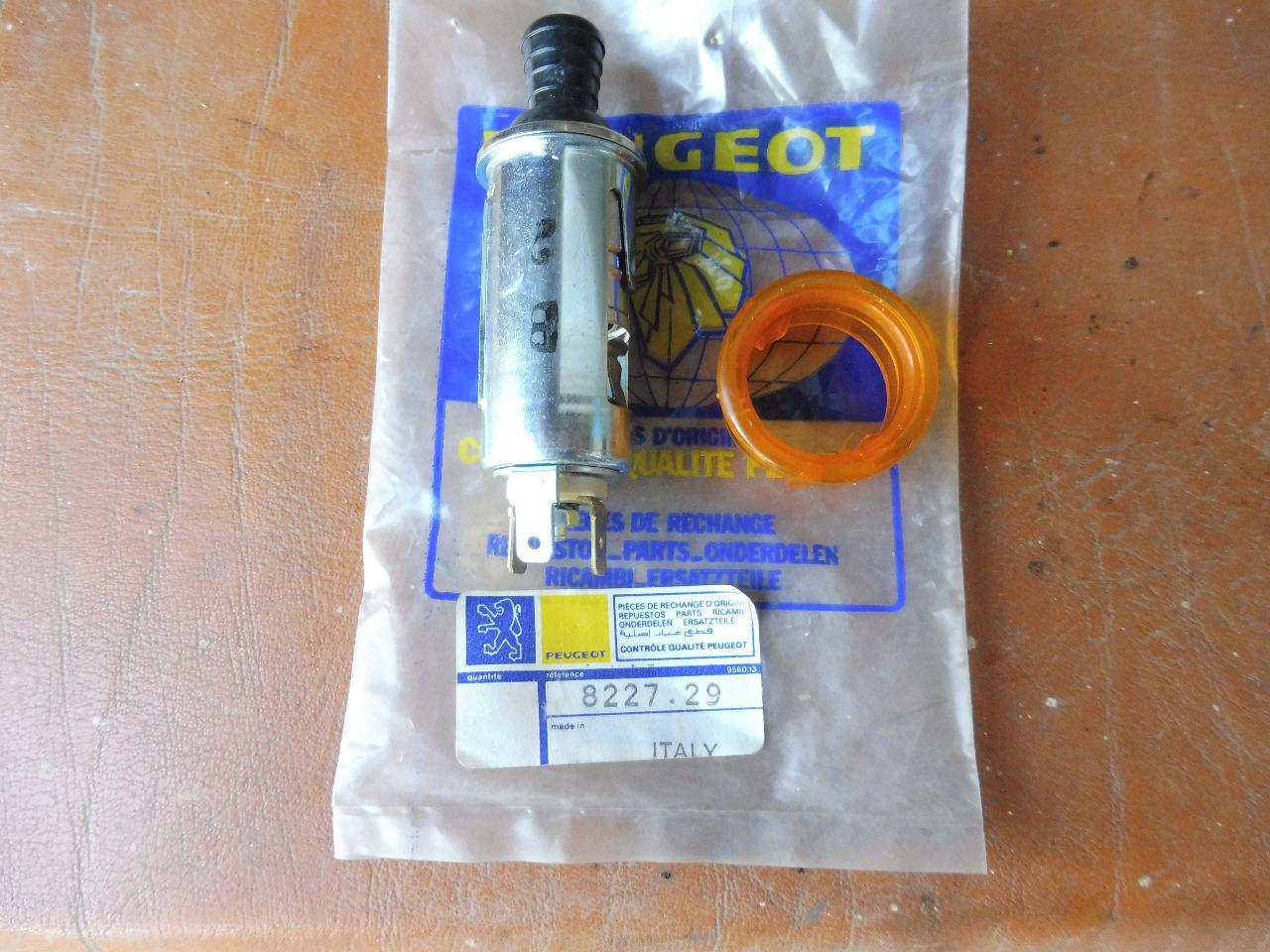 Pièces PEUGEOT divers LesAnciennes.com