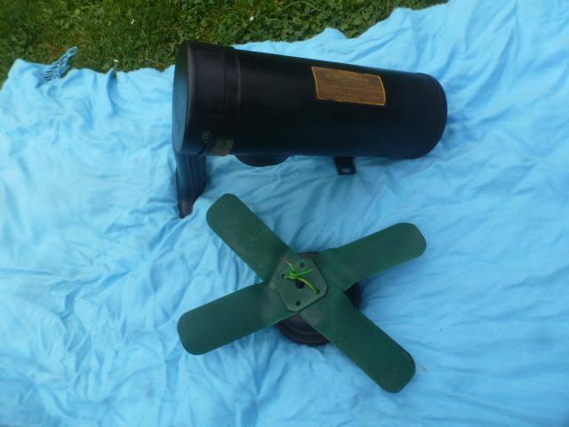 SIMCA Ariane:poulie ventilateur + filtre a air LesAnciennes.com