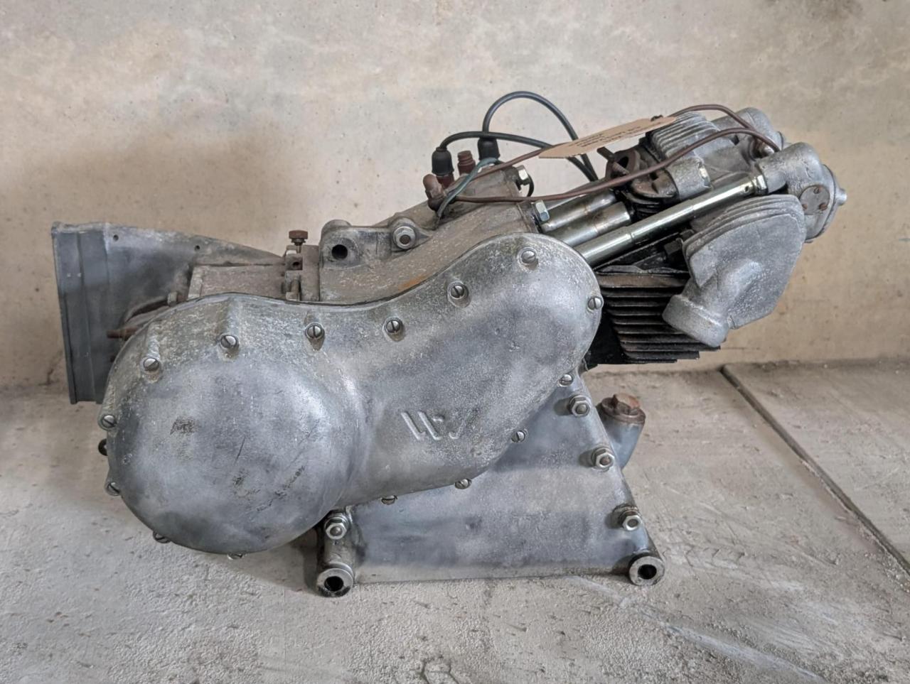 1937 Victoria KR9 600cc twin LesAnciennes.com