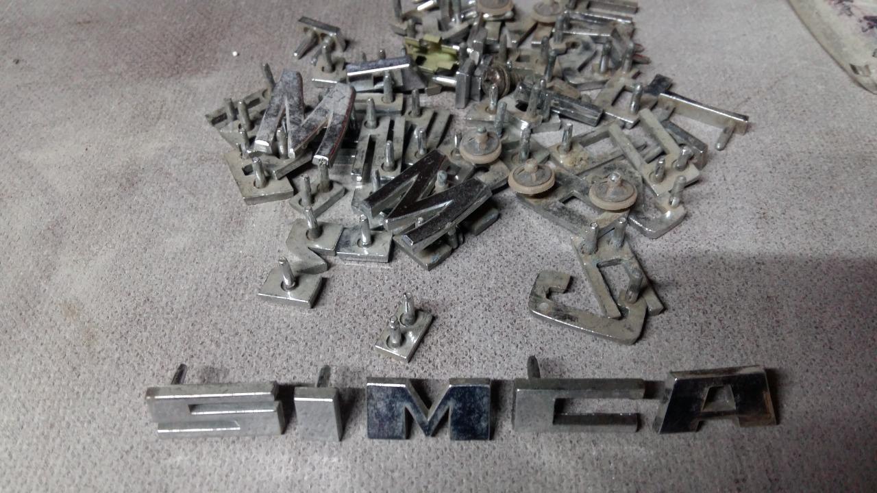 Sigles SIMCA 1000 LesAnciennes.com