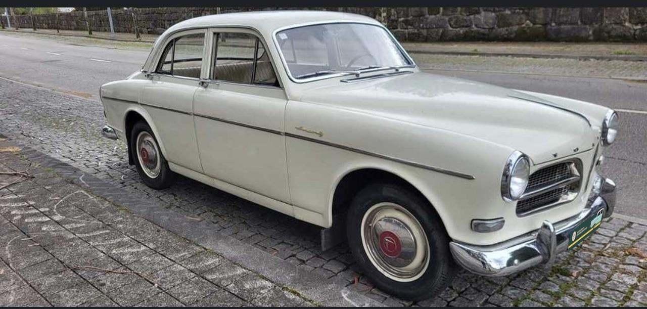 VOLVO Amazon 122S - 1958 LesAnciennes.com