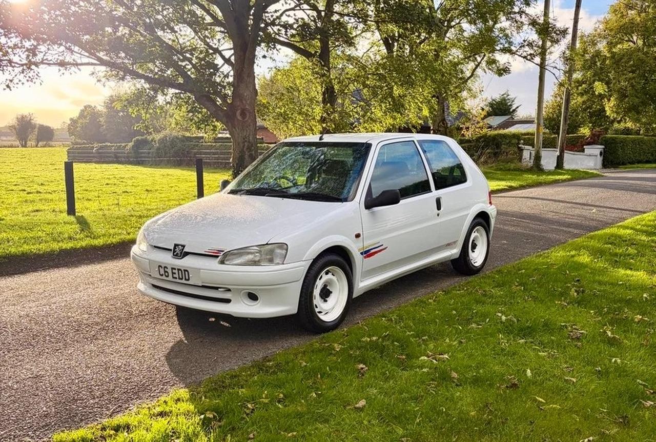 1998 Peugeot 106 Rallye UK registered LesAnciennes.com