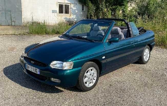 FORD Escort Cabriolet - 1996 LesAnciennes.com