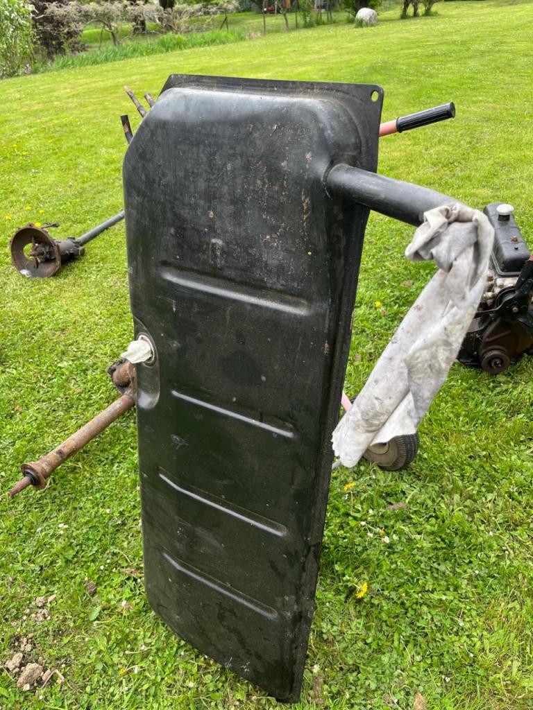 Réservoir CITROEN DS 23 Pallas IE LesAnciennes.com