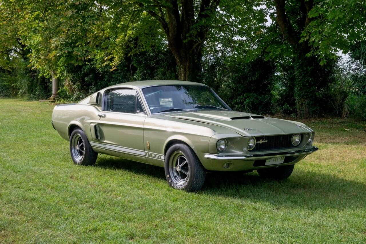 1967 Ford Mustang Shelby GT500 Fastback Coupé LesAnciennes.com