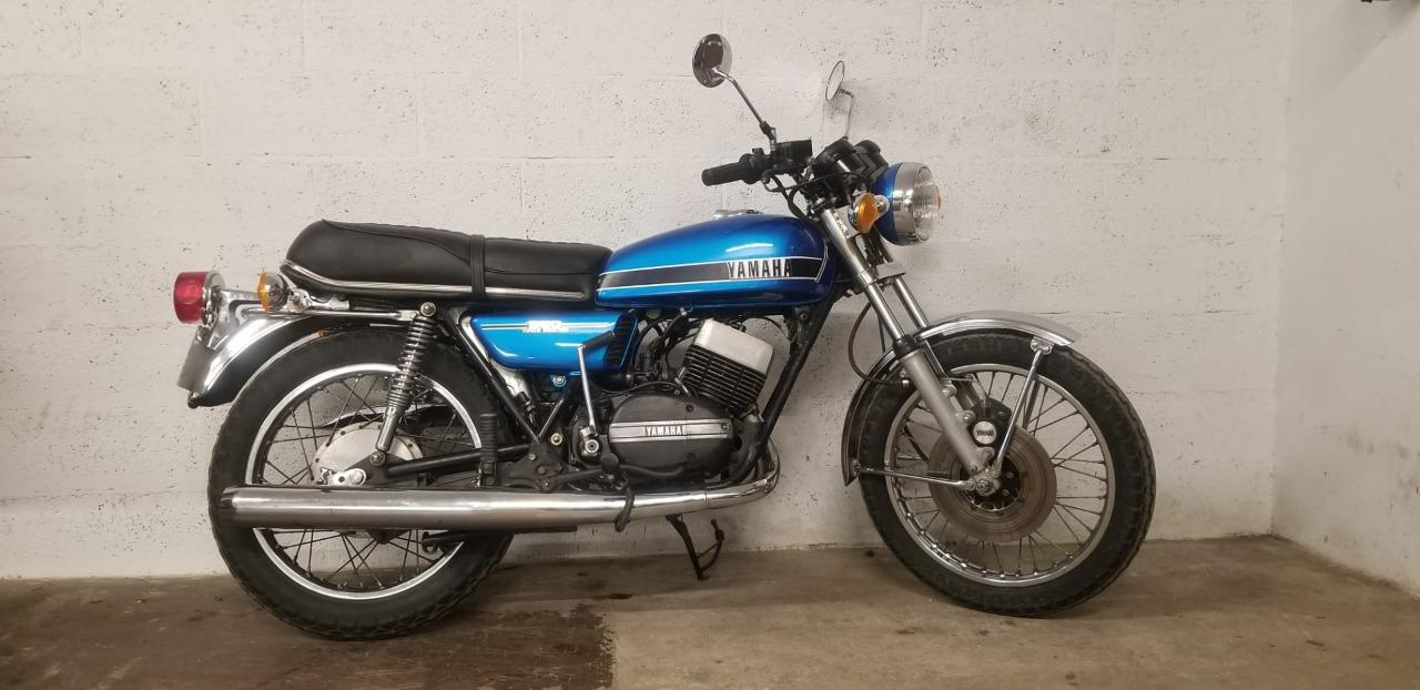 YAMAHA RD 250 - 1974 LesAnciennes.com