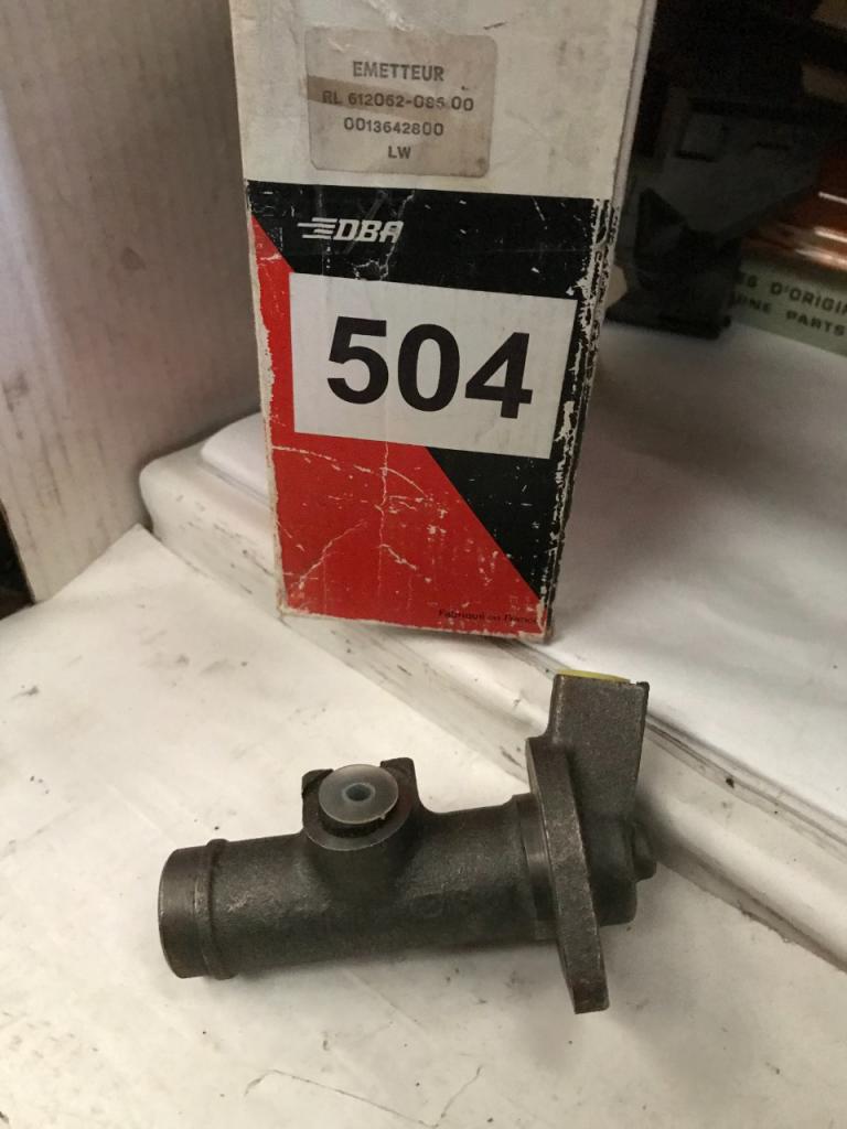 Emetteur PEUGEOT 504 LesAnciennes.com