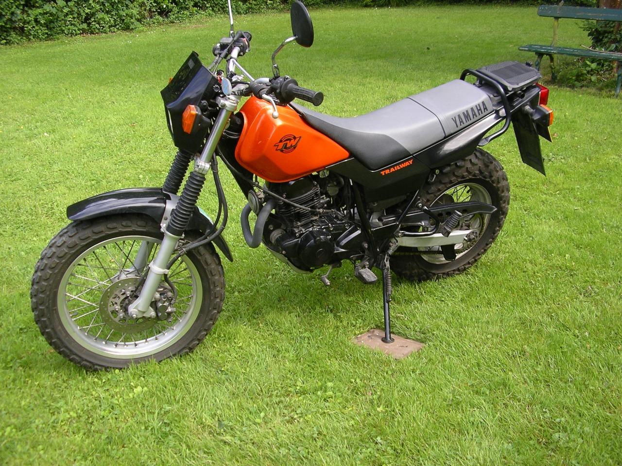 YAMAHA TA 125 tw 125 PH1 LesAnciennes.com