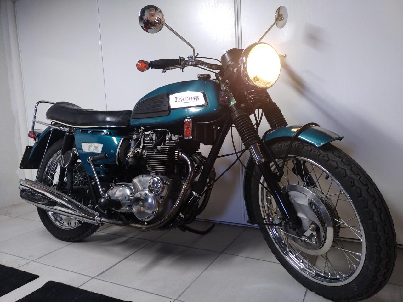 TRIUMPH Trident T150 - 1969 LesAnciennes.com