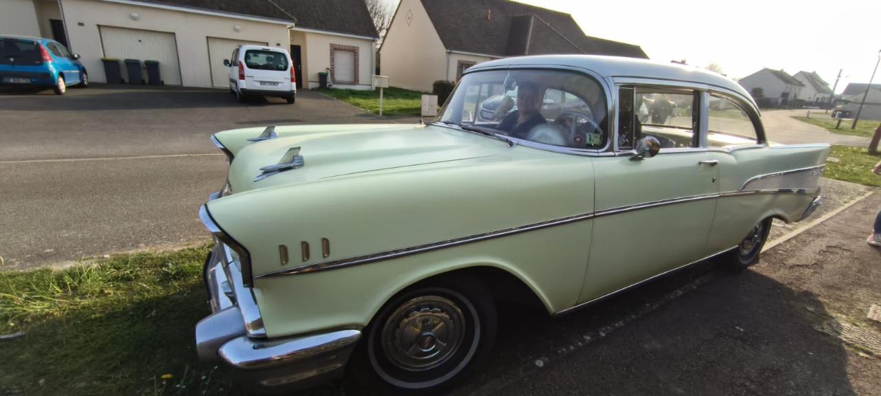 CHEVROLET Bel Air - 1957 LesAnciennes.com