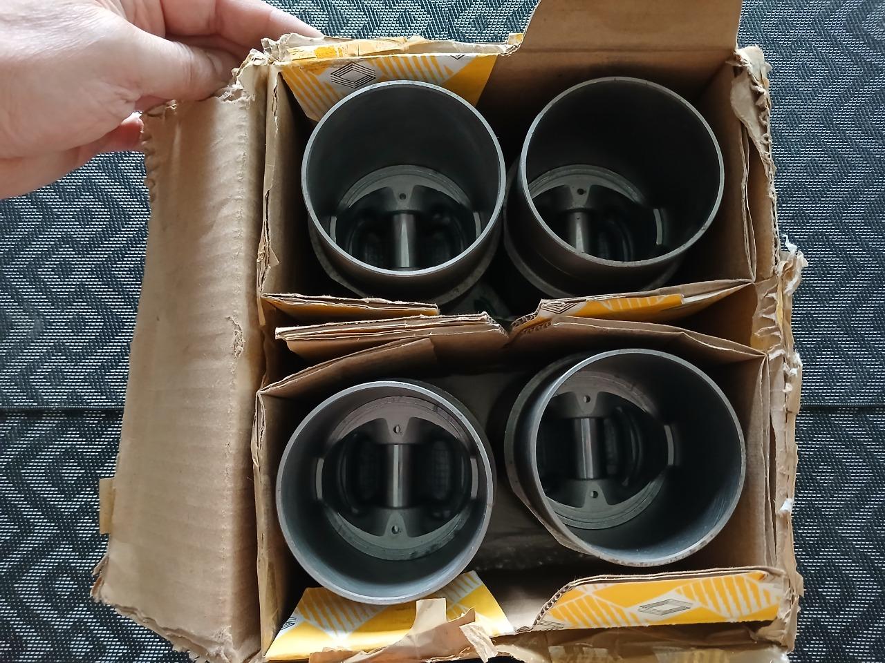 Kit chemises pistons RENAULT 17 (R17) TS série 2 LesAnciennes.com
