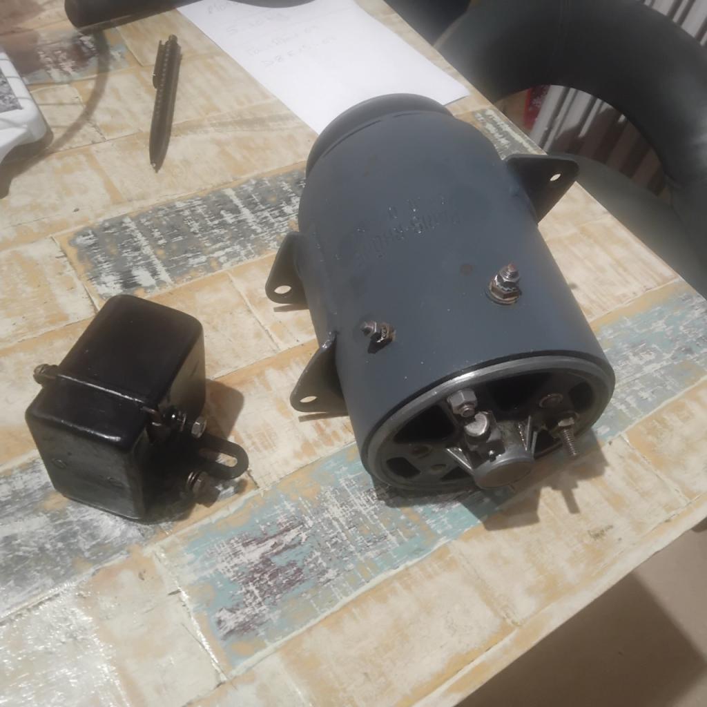 Renault Dauphinoise dynamo Paris Rhône 6v LesAnciennes.com