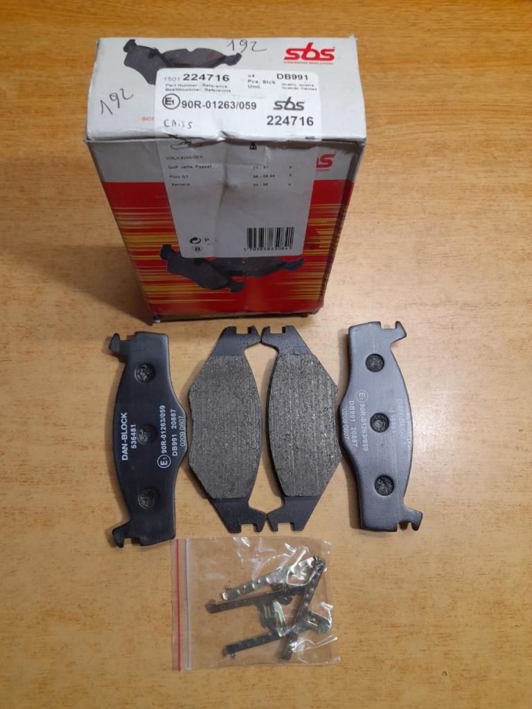 Plaquettes de frein avant vw golf GTI polo GT LesAnciennes.com