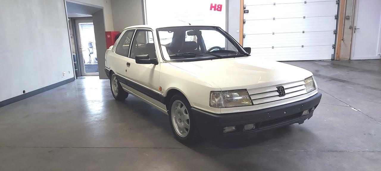 1992 Peugeot 309 GTi LesAnciennes.com