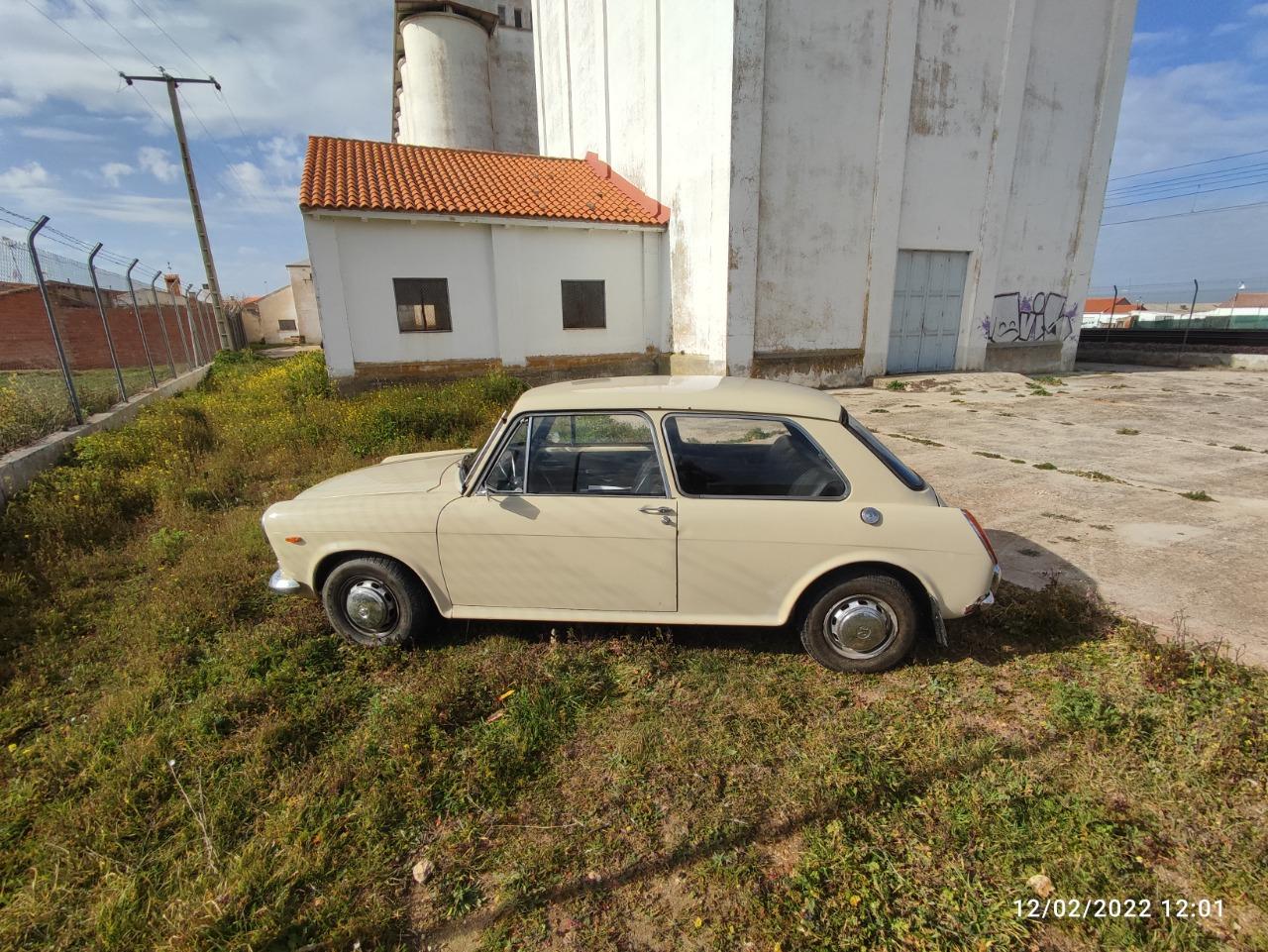 AUSTIN 1300 sedan 2 portes - 1970 LesAnciennes.com