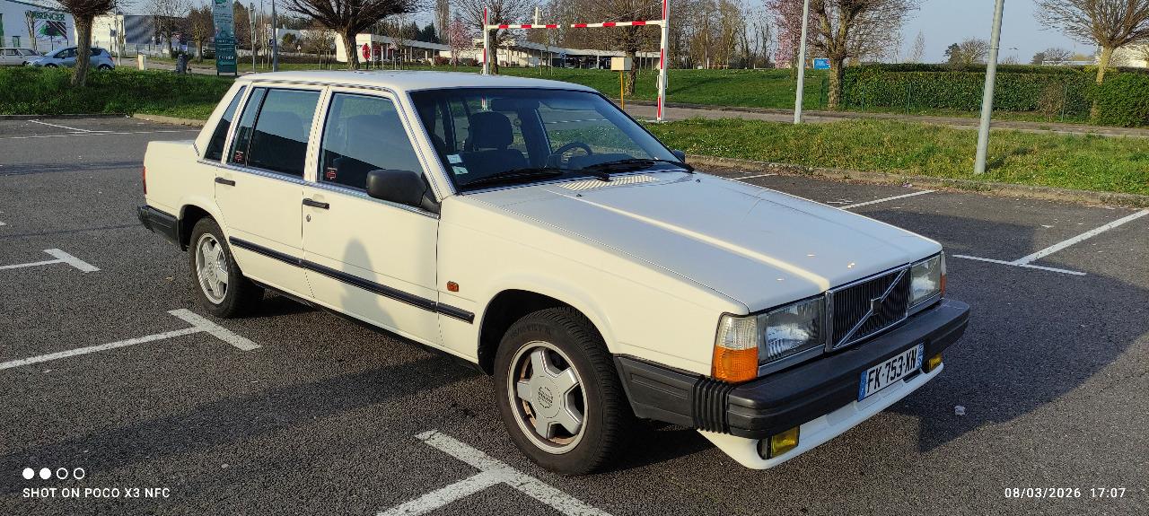 VOLVO 740 GLE - 1989 LesAnciennes.com