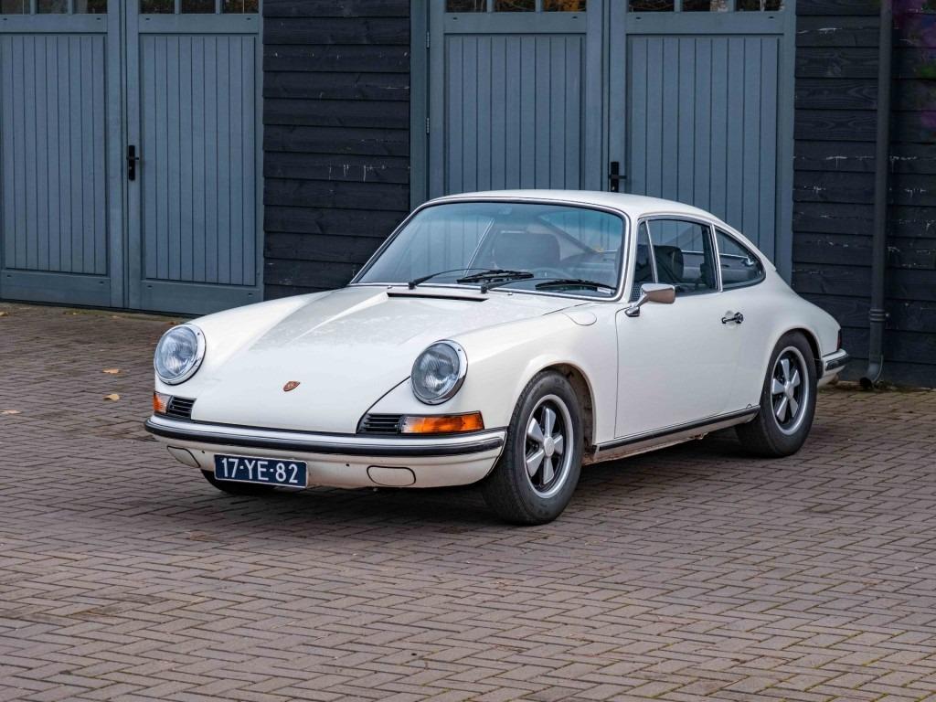 PORSCHE 911 T - 1973 LesAnciennes.com