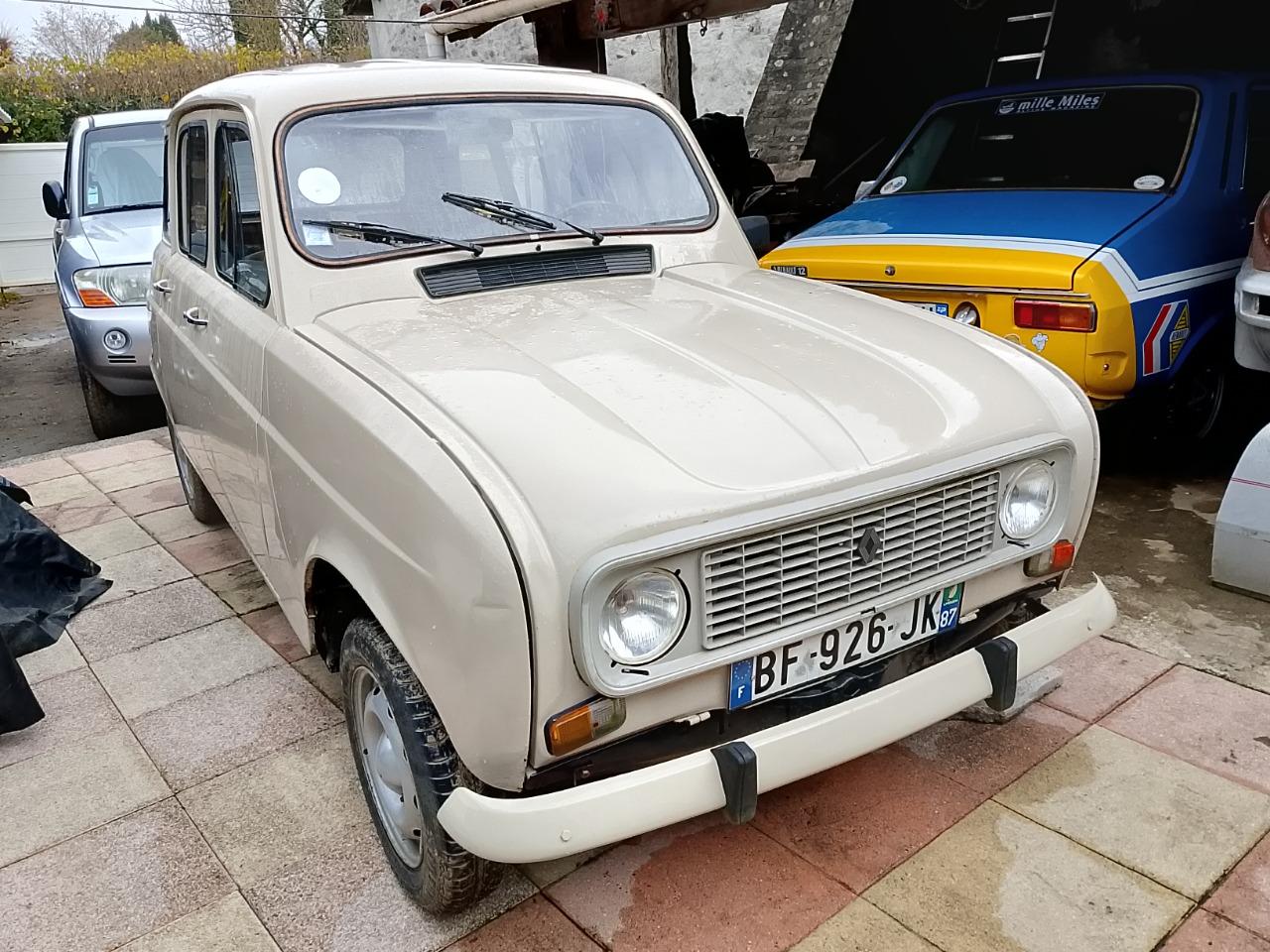 RENAULT 4 (R4) Tl - 1982 LesAnciennes.com