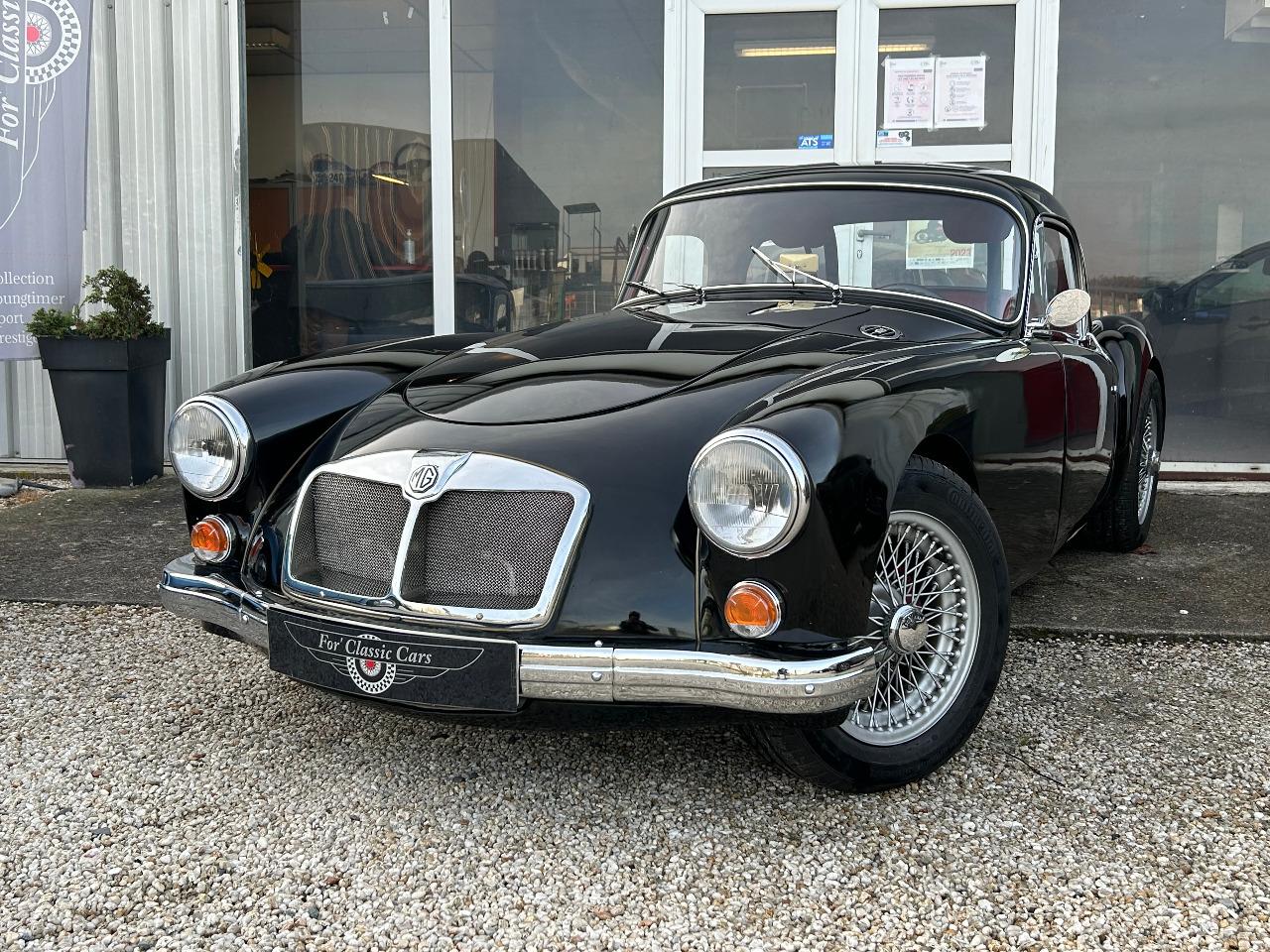 MG MGA Lotus TwinCam - 1961 LesAnciennes.com