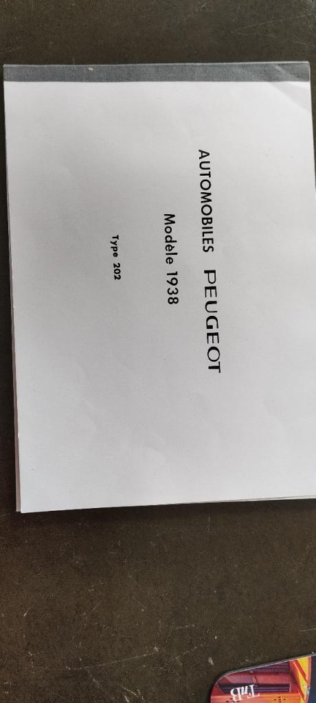 Document PEUGEOT 202 LesAnciennes.com