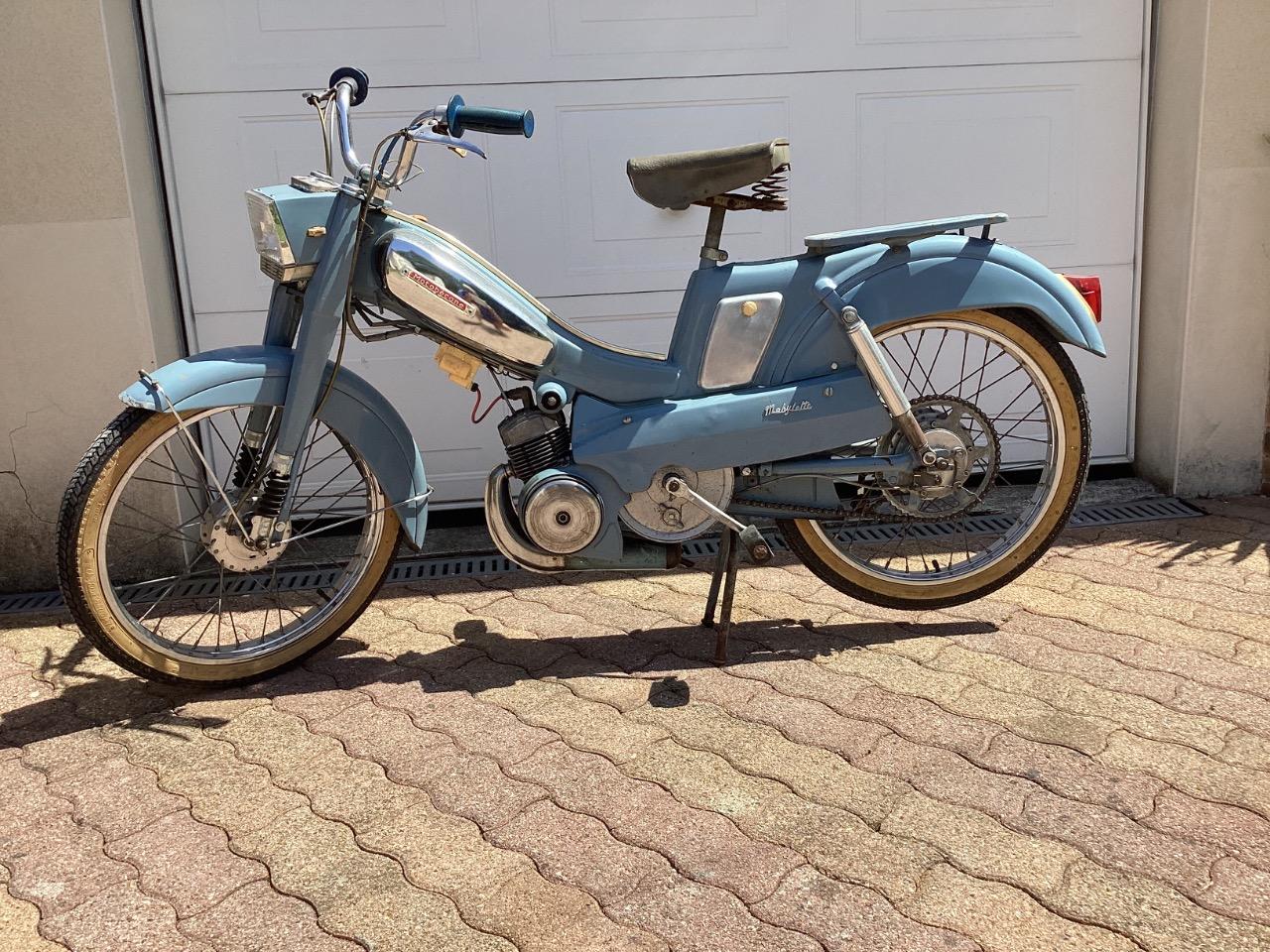 MOTOBECANE AV 88 - 1961 LesAnciennes.com