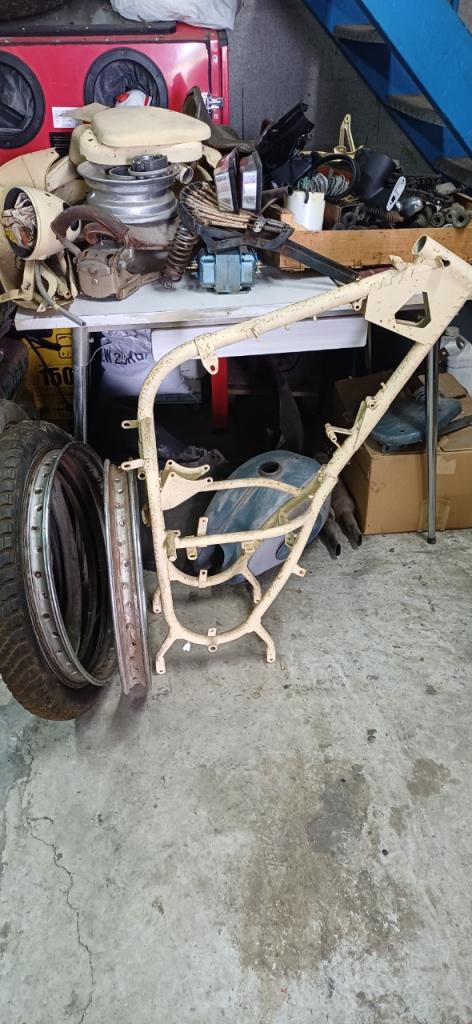 Lot de pièces PEUGEOT 55 TC LesAnciennes.com