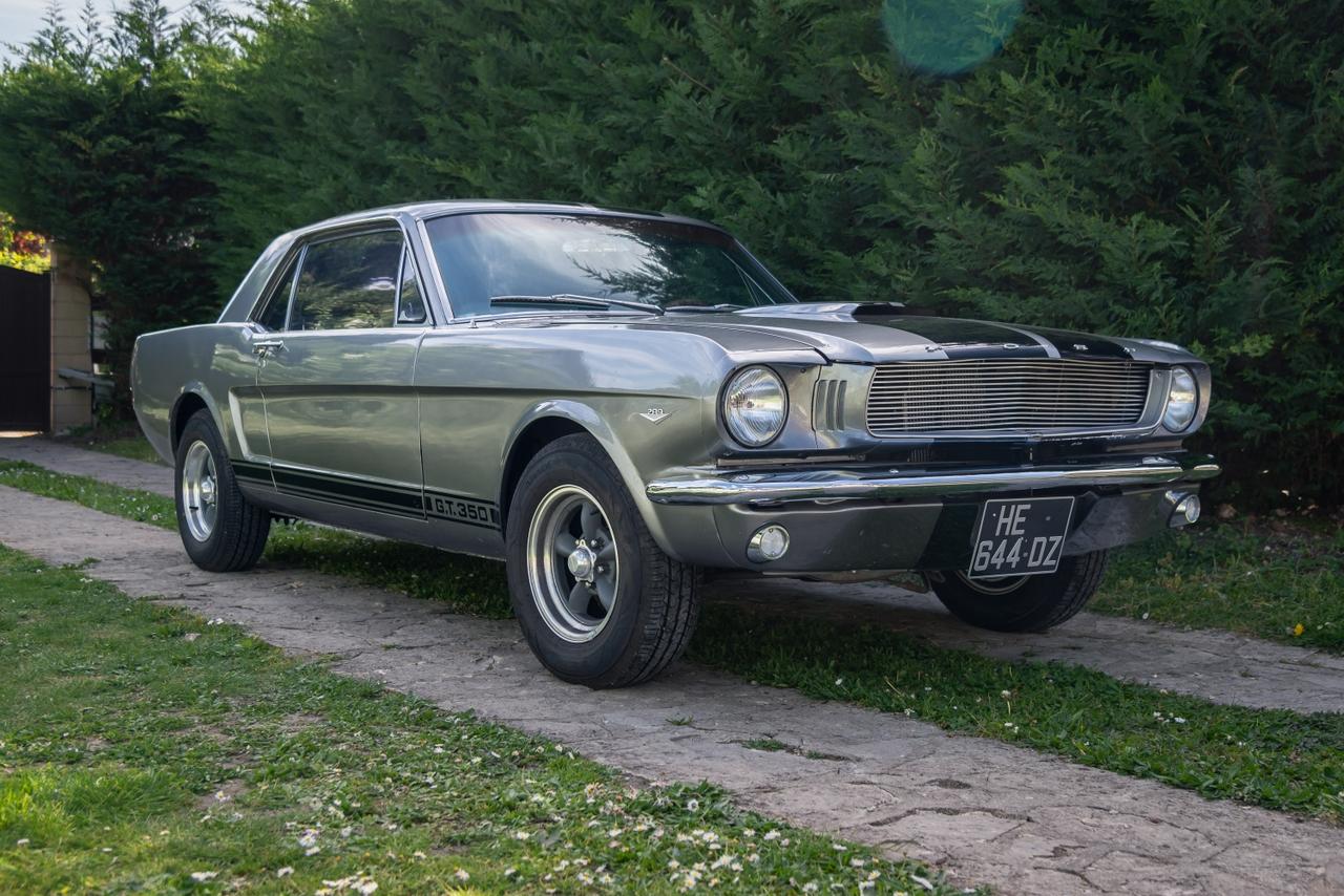 1965 Ford Mustang Coupé Eleonor Tribute LesAnciennes.com