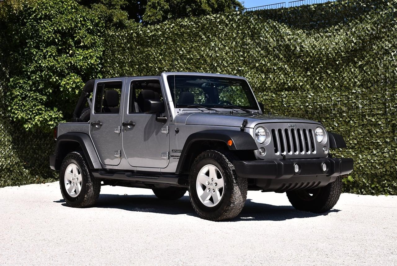 2016 Jeep Wrangler Sport SUV 3,6L V6 LesAnciennes.com
