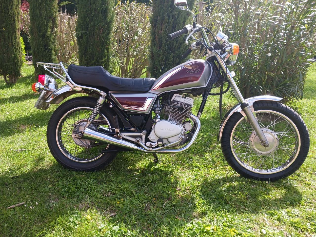 HONDA CM 125 - 1992 LesAnciennes.com