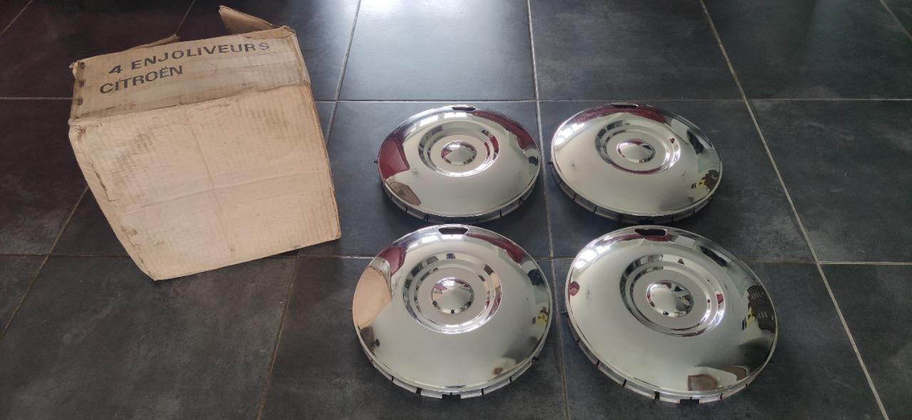 Enjoliveurs CITROEN CX PALLAS LesAnciennes.com
