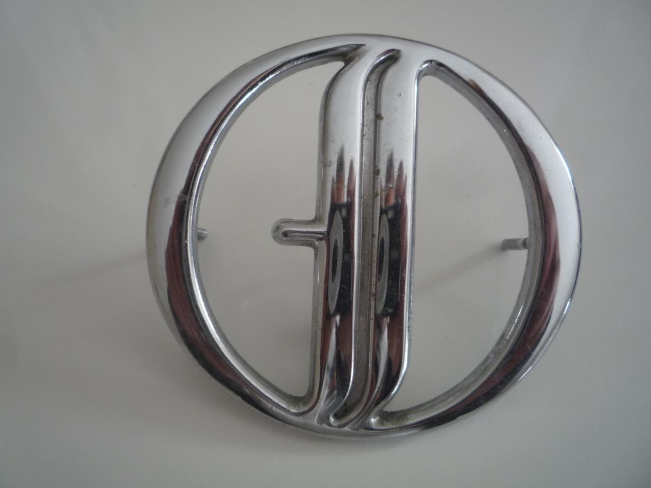 Insigne FSO LesAnciennes.com