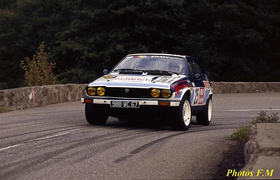 ALFA ROMEO GTV6 - 1982 LesAnciennes.com