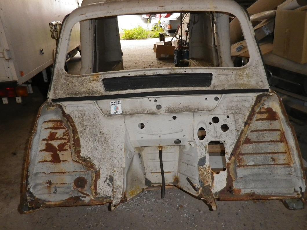 Coque RENAULT 4 (R4) R4 F4 LesAnciennes.com