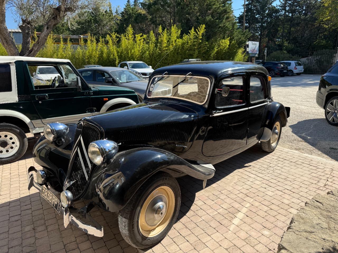 CITROEN Traction 11 BL - 1952 LesAnciennes.com