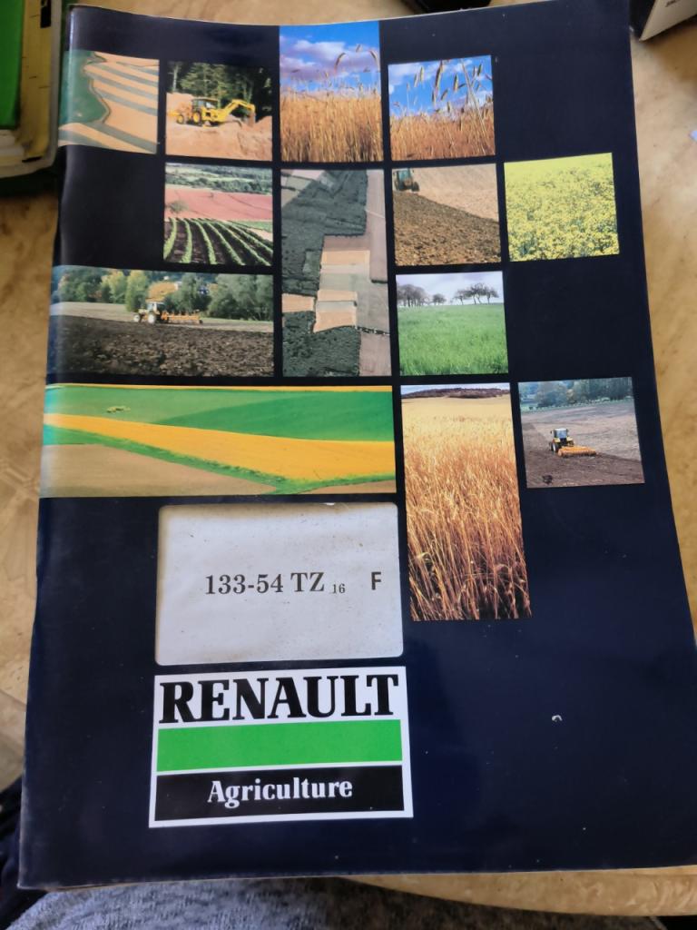 RTA Renault 133-54 TZ16 F LesAnciennes.com