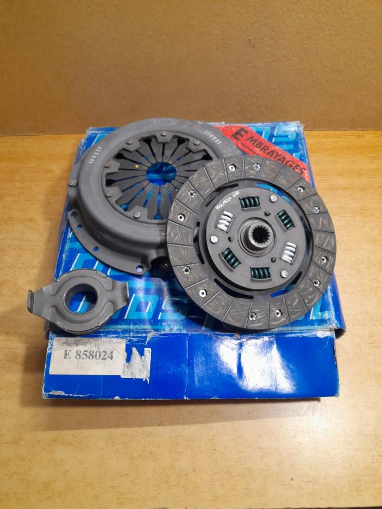 Kit Embrayage Ford Escort Fiesta 1.3L 1.6L XR2 LesAnciennes.com