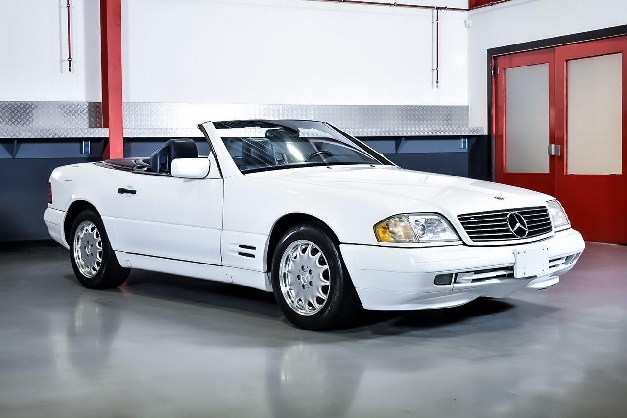 1998 Mercedes-Benz R129 SL500 Convertible 5,0L V8 LesAnciennes.com