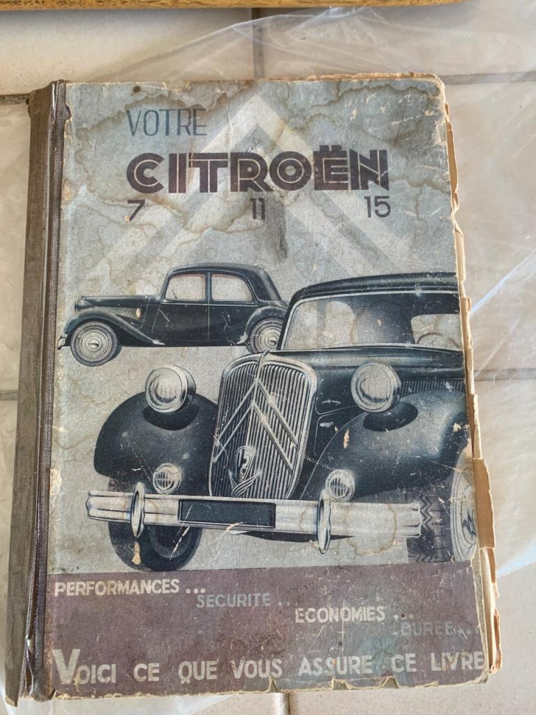 Revue technique traction avant LesAnciennes.com