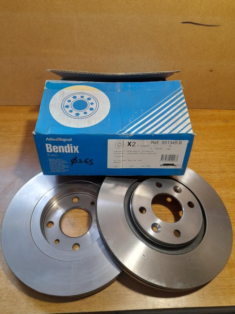 Disques de frein avant Renault 21 561345B LesAnciennes.com
